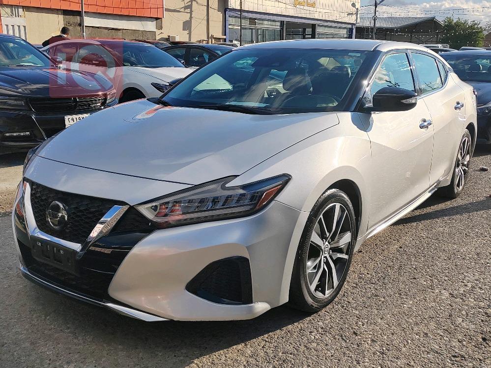 Nissan Maxima